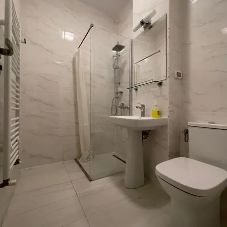 New Nr2 Self Checkin Oldcity Center Paid Parking With Lift Timişoara