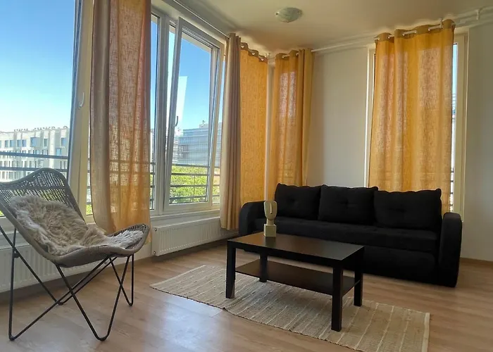 New Nr2 Self Checkin Oldcity Center Paid Parking With Lift